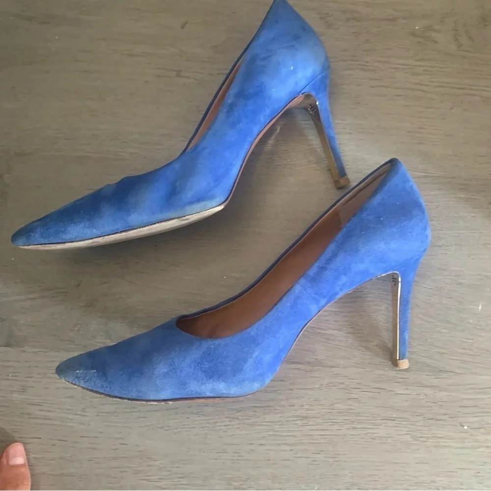 Tory Burch Heels Elane Suede Pumps in Blue